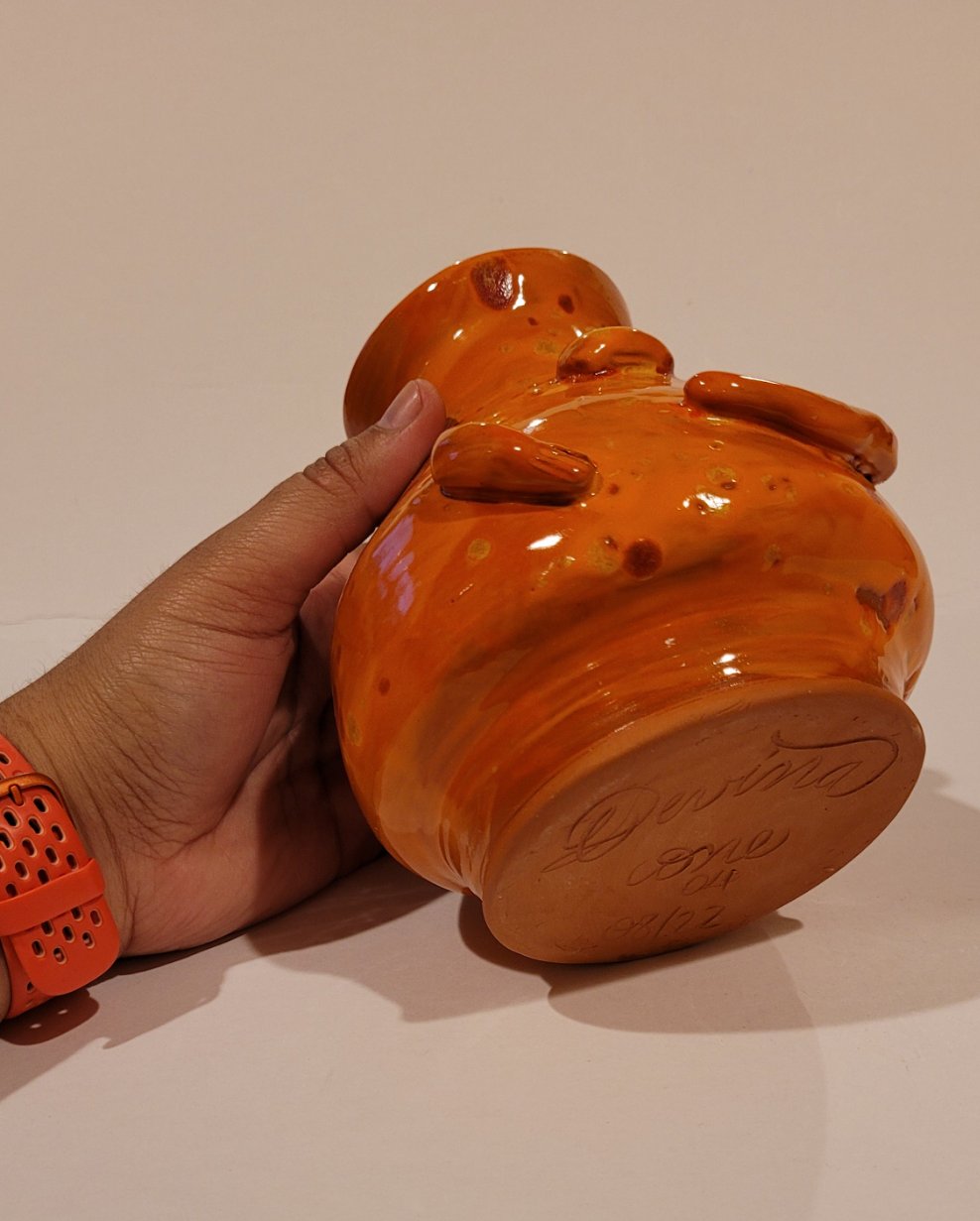 Winkey Vase