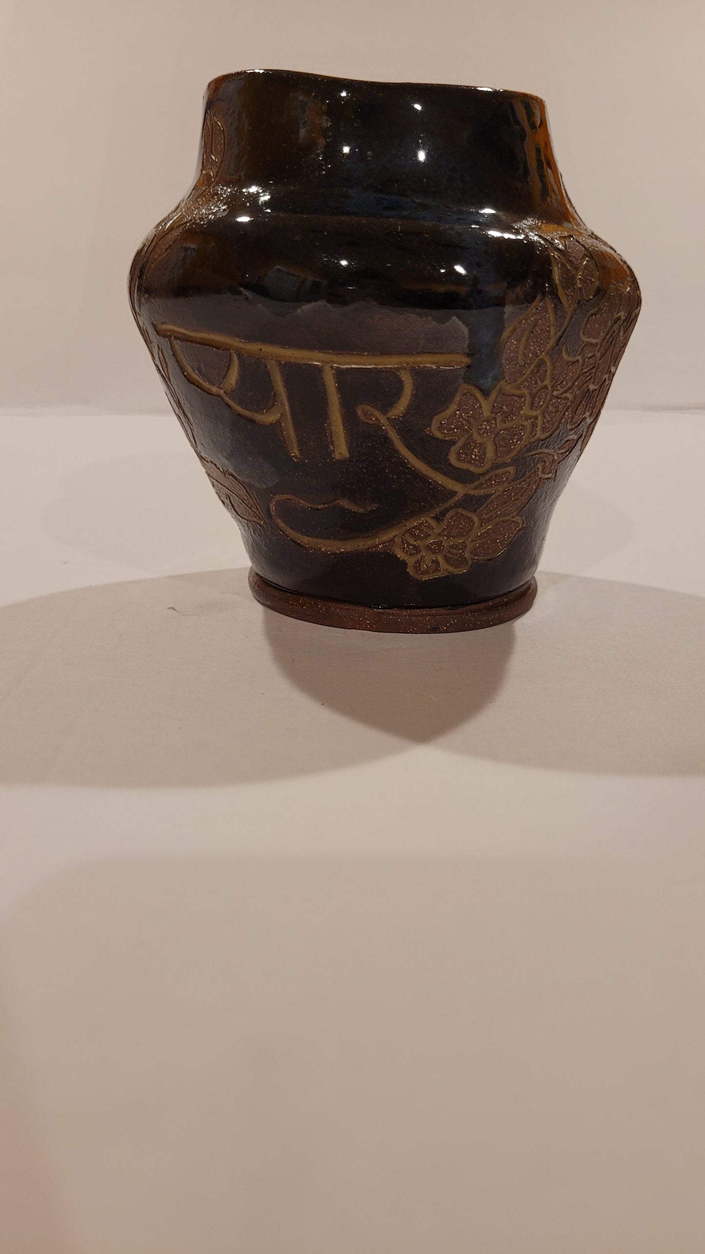 Pyaar (Love) Small Vase